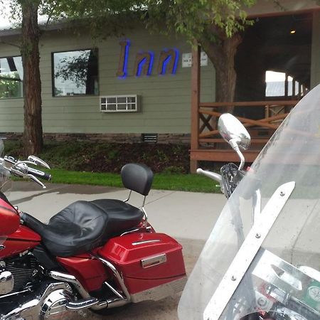 Sagebrush Inn & Suites Broadus Bagian luar foto